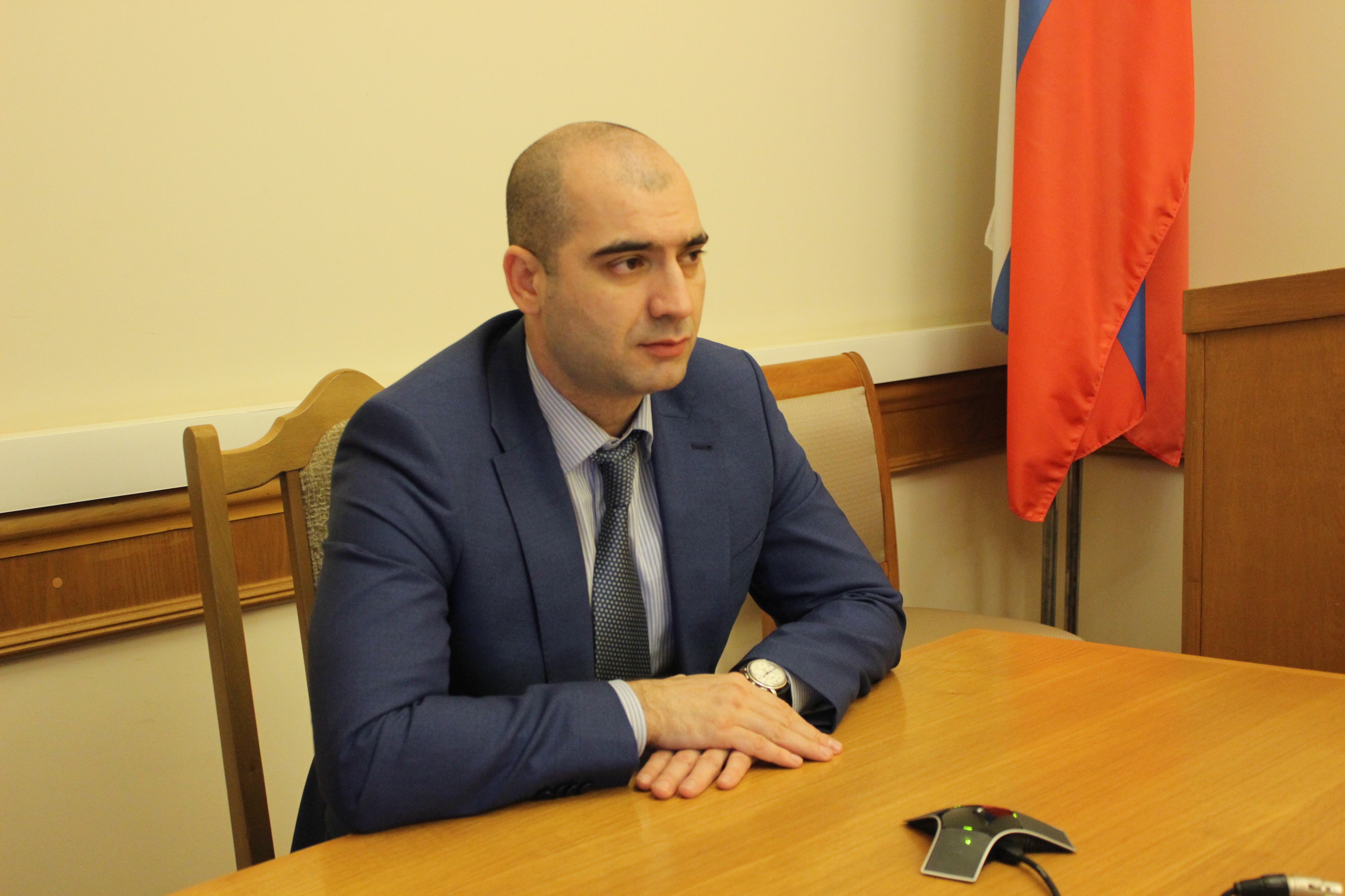 Мурад Алиев провёл совещание по имущественной поддержке бизнеса