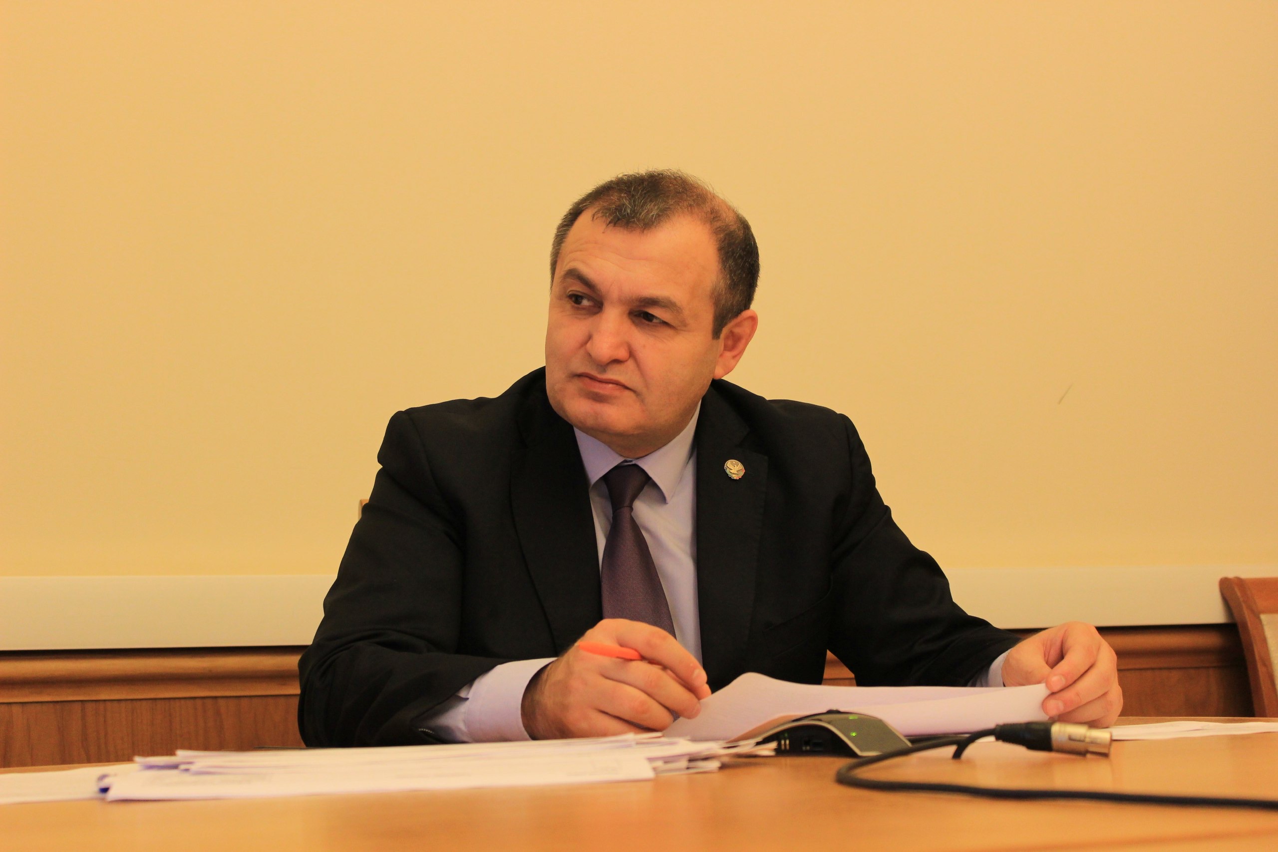 Агарагим Кагиргаджиев обсудил меры имущественной поддержки субъектов малого и среднего предпринимательства с представителями муниципальных образований